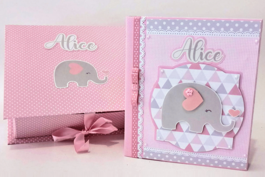 álbum do bebê scrapbook
