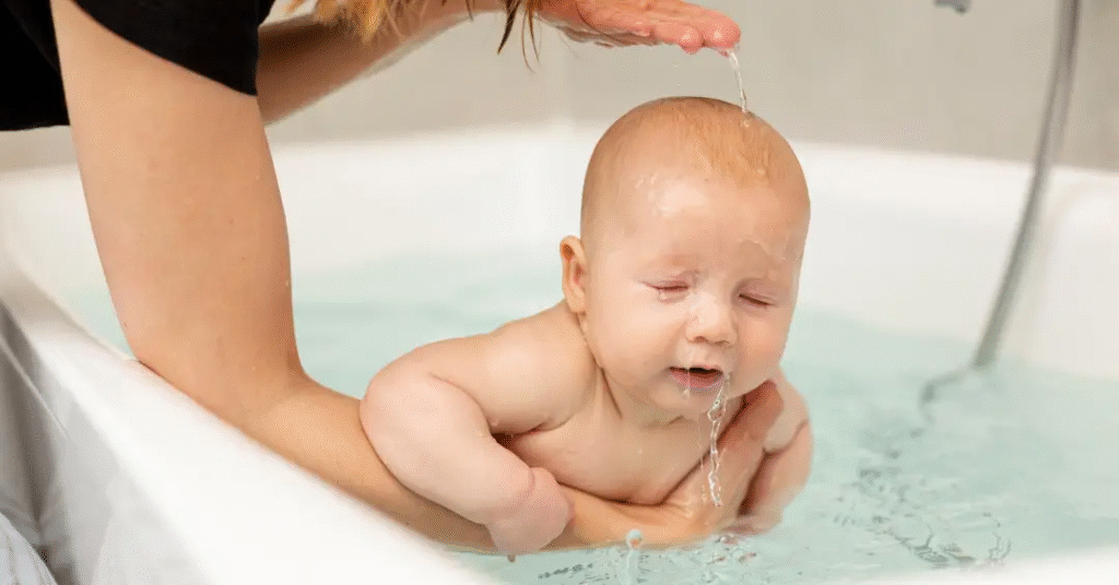 Primeiro Banho do Bebê: Passo a Passo e Dicas de Segurança
