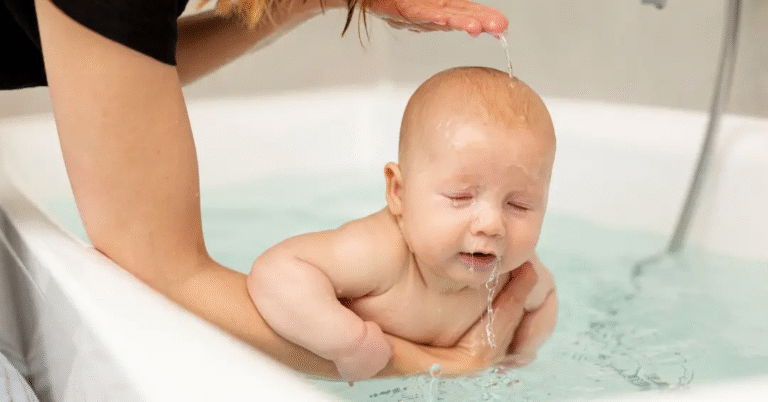 Primeiro Banho do Bebê: Passo a Passo e Dicas de Segurança