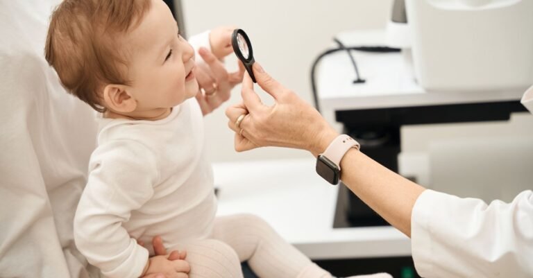 O Desenvolvimento da Visão do Bebê: O Que Observar