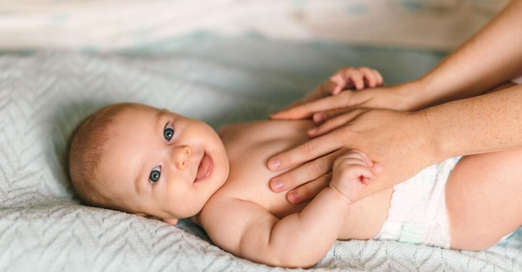 Massagem para Bebês: Benefícios e Técnicas